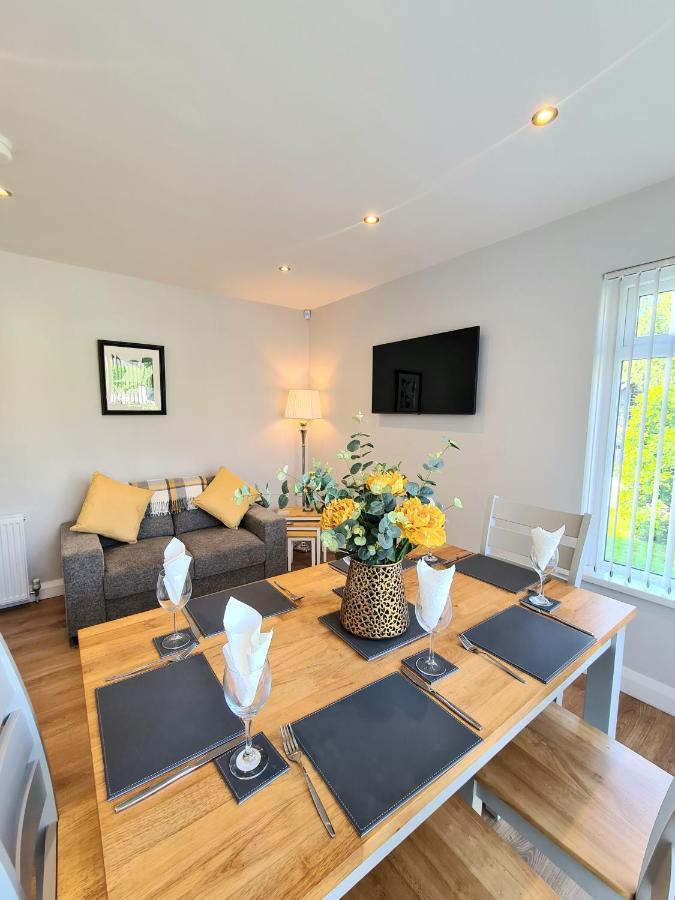 The Avenue Villa Newcastle  Bagian luar foto